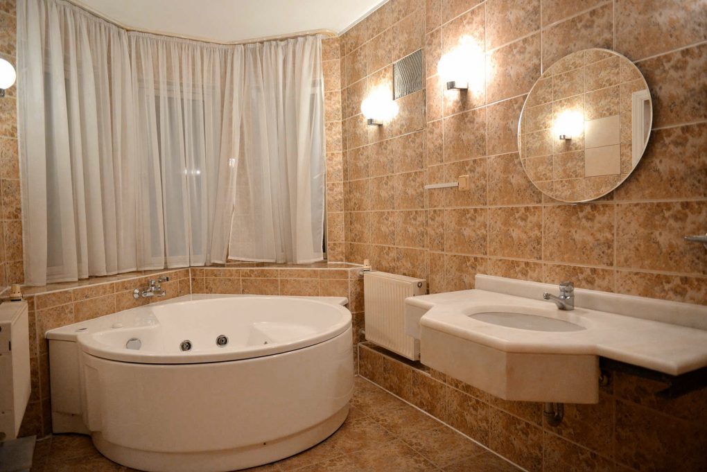 Ванная комната, Дом для престарелых людей Милорадово